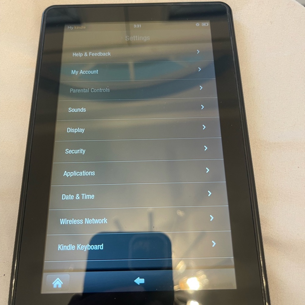 Amazon Black Portable Handheld Tablet - Picture 4 of 5